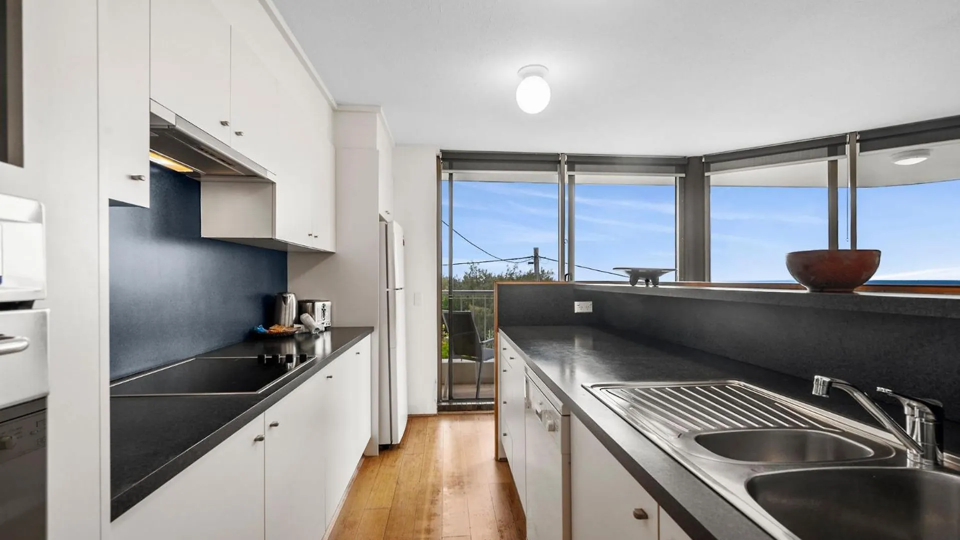 Апартаменты Unit 8 26 Jubilee Esplanade Yaroomba Австралия